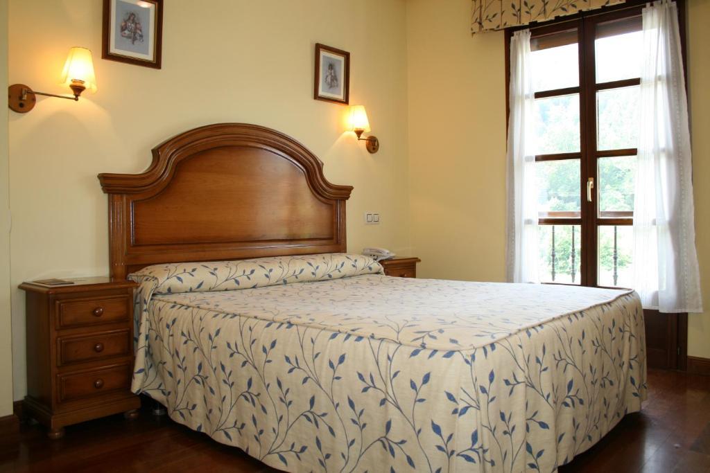 Hotel Valle Las Luinas Soto de Luiña Quarto foto