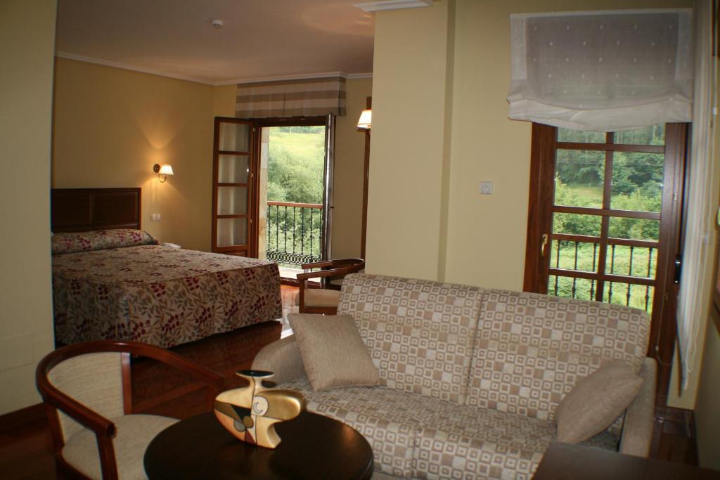 Hotel Valle Las Luinas Soto de Luiña Quarto foto